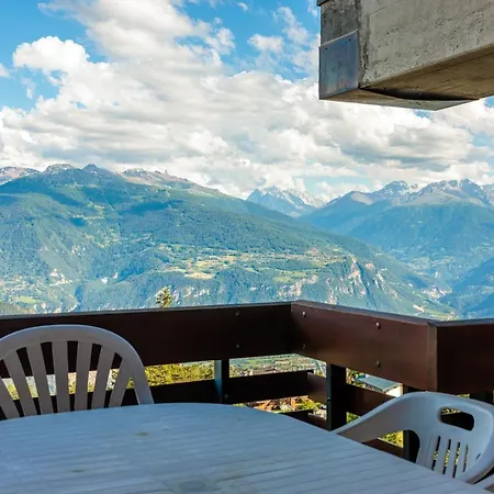 Superbe Appartement, En 2 Parties, Au Centre D'anzere *