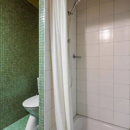 Superbe Appartement, En 2 Parties, Au Centre D'anzere Appartement *